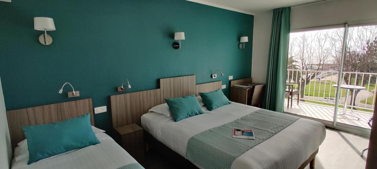 Logis Hotel Les Bleuets Ρουαγιάν Εξωτερικό φωτογραφία