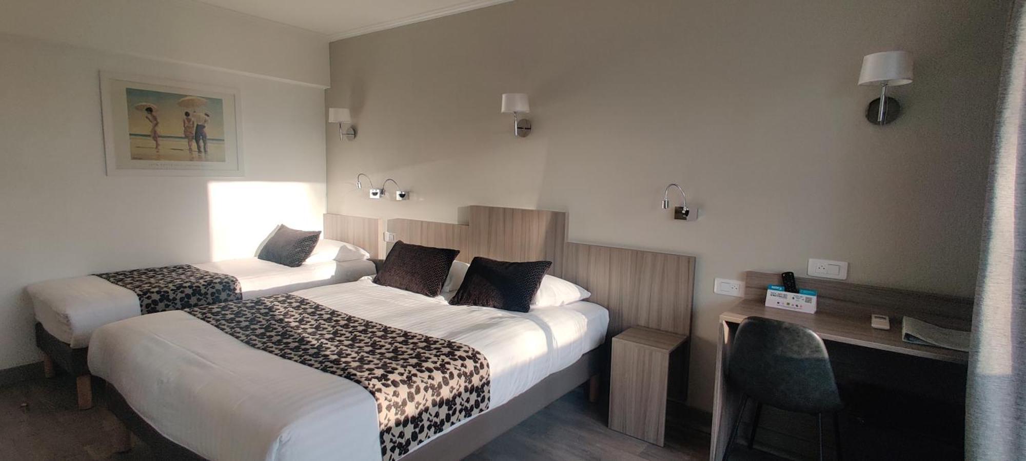 Logis Hotel Les Bleuets Ρουαγιάν Εξωτερικό φωτογραφία